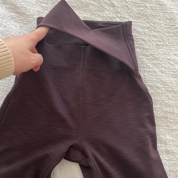 Lululemon Power Within Super High-Rise 28" in Heathered Black Currant - Size 4 - Picture 14 of 15